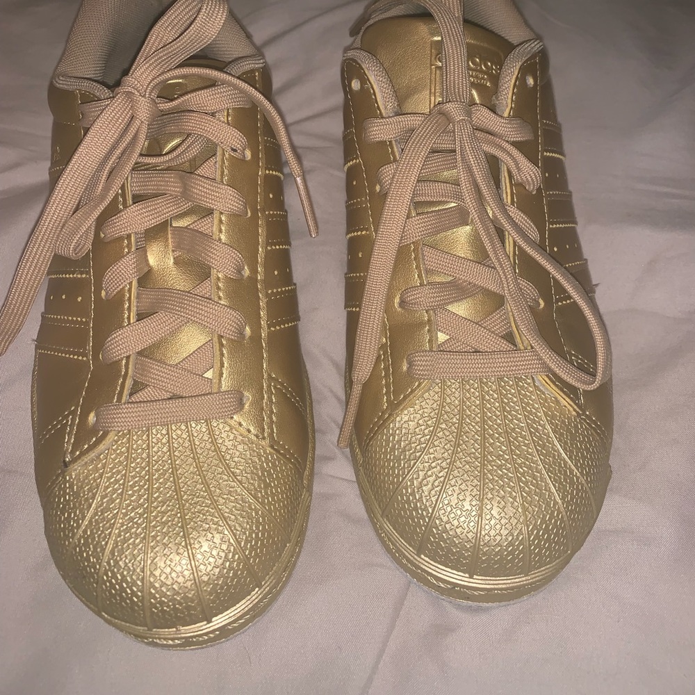Adidas superstar